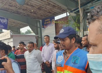 নৌকা থেকে লঞ্চে যাত্রী ওঠা সম্পূর্ণ বন্ধ করা হবে: নৌপরিবহন প্রতিমন্ত্রী