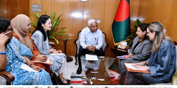 সমাজকল্যাণ মন্ত্রীর সঙ্গে ইউএনএফপিএ (UNFPA) ও ইউএনওমেন(UN Women) প্রতিনিধি দলের সৌজন্য সাক্ষাৎ