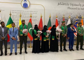 বাংলাদেশের প্রথম হজ ফ্লাইট সৌদি আরব পৌঁছেছে