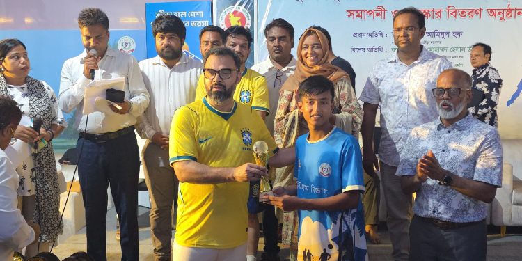 কক্সবাজারে সাফ বিচ গেমস আয়োজনের ঘোষণা যুব ও ক্রীড়া প্রতিমন্ত্রীর