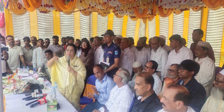 বিমানখাতে অপতথ্যের বিরুদ্ধে সকলকে সতর্ক হবার আহ্বান বেসামরিক বিমান পরিবহন ও পর্যটন মন্ত্রীর