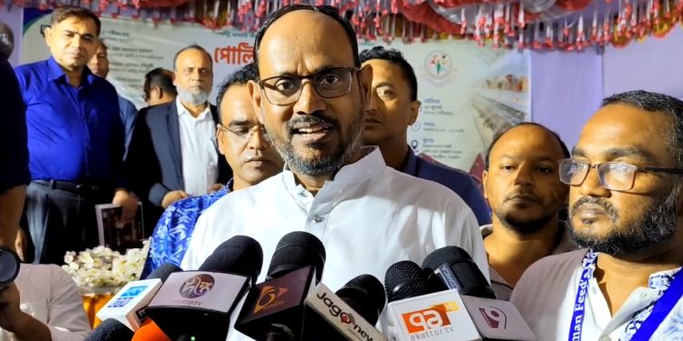 ক্ষুদ্র ও মাঝারি পোল্ট্রি খামারিদের ঋণ সুবিধা নিশ্চিতের আশ্বাস মৎস্য ও প্রাণিসম্পদ প্রতিমন্ত্রীর
