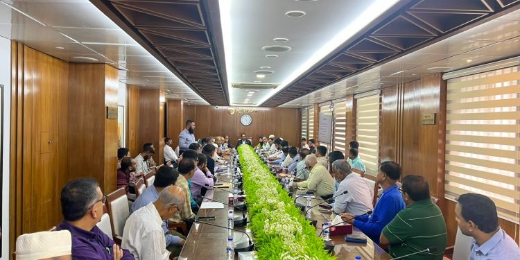 উন্নযন কাজে অনিয়ম হলে সংশ্লিষ্ট ঠিকাদারি প্রতিষ্ঠানকে ব্ল্যাকলিস্টেড করা হবে।- গৃহায়ন ও গণপূর্ত প্রতিমন্ত্রী