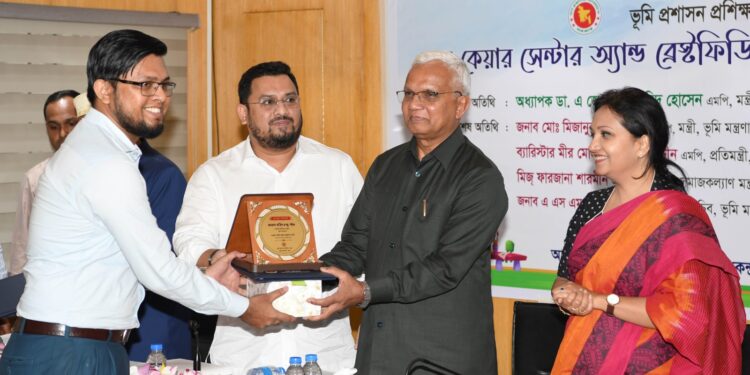 পর্যায়ক্রমে সারা দেশে আধুনিক মানসম্পন্ন ডে কেয়ার সেন্টার গড়ে তোলা হবে- মহিলা ও শিশু বিষয়ক এবং সমাজকল্যাণ মন্ত্রী